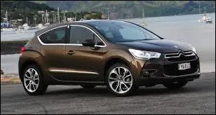 Cette voiture est une ...