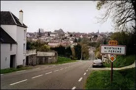 Nous arrivons dans la ville bas-normande de Mortagne-au-Perche. Nous nous trouvons dans le département ...