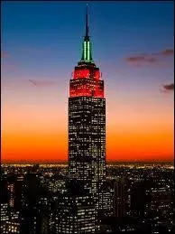 Quand le krach boursier a-t-il eu lieu ? C'est deux ans avant la date de la fin de la construction de l'Empire State Building !