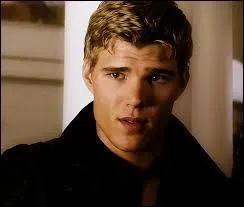 Comment s'appelle son grand-père ?