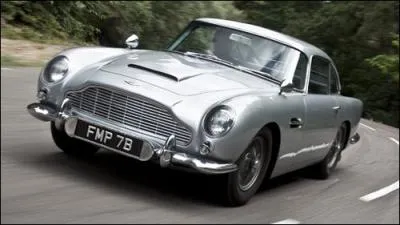 La mythique Aston Martin DB5 de :