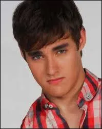 Qui est ce chanteur ?