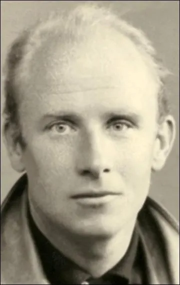 Comment se nomme le réalisateur du film "Crin-Blanc" ?