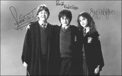 Quel jour la bataille a-t-elle lieu à Poudlard dans le septième volet ?