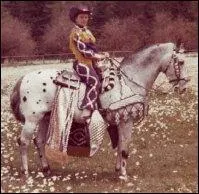 Par quelle tribu indienne la race appaloosa a-t-elle été sélectionnée ?