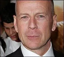 Cet acteur est américain ; qui est-ce ?