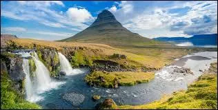 Le cercle polaire arctique passe juste au nord de ce pays. De quel pays ?