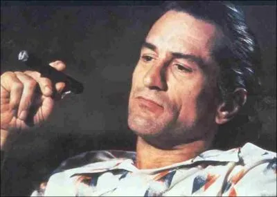 Que boit De Niro tout au long du film ?