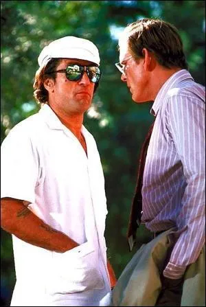 Que fait régulièrement De Niro ?