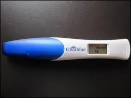 Quand Catherine fait le test de grossesse, il est :