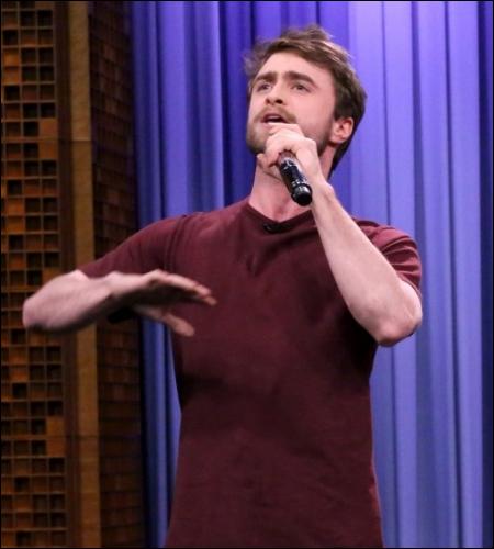Pour assurer la promotion de ses nouveaux films, Radcliffe n'hésite pas à participer à des émissions télés, radios... Mais il ne fait pas semblant et possède un véritable talent, notamment celui :