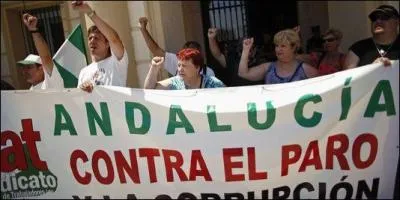 Quelle part de la population active était-elle au chômage en 2013 en Andalousie ?