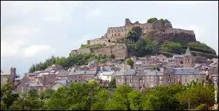 Je vous emm&egrave;ne &agrave; S&eacute;verac-le-Ch&acirc;teau, commune midi-pyr&eacute;n&eacute;enne situ&eacute;e dans le d&eacute;partement ...
