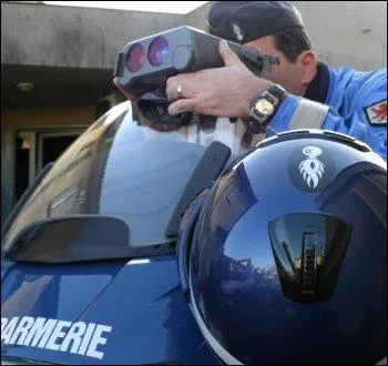 Adjectif numéral : cent.