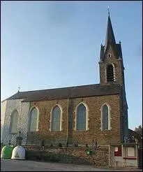 Voici l'église de Noirefontaine. Commune de Franche-Comté, elle se trouve dans le département ...
