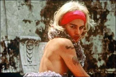 Qui est cet acteur dans le film " Avant la nuit " :