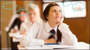 Quand quelqu'un est dans la lune (occupé à autre chose), que peut-on lui dire ?