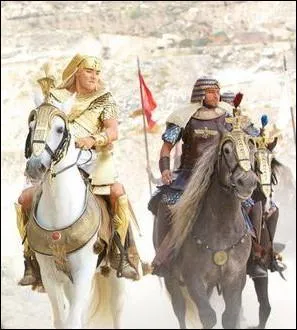 À quelle période l'Égypte devient-elle une puissance militaire importante ? Elle changea son statut de nation défensive pour celui d'agressive.