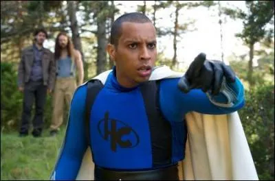 Avec quoi les sbires de The Lord attaquent-ils Capitaine Trois Rivières ?