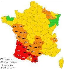 Combien de couleurs y a-t-il sur la carte de vigilance météorologique pour indiquer les différents niveaux de vigilance ?