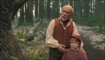 A cause de quel animal Pinocchio s'était-il retransformé en pantin de bois quand il était enfant ?