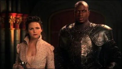 Qui ordonne à Lancelot de kidnapper Blanche Neige ?