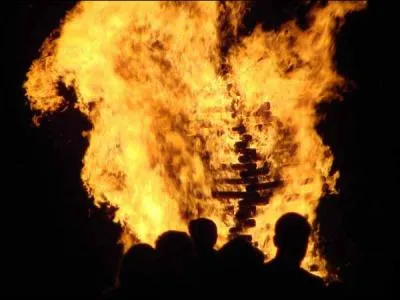 Cherchez, cherchez, je vous dirai si vous brûlez !