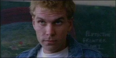 Comment Andrew Bell se rend-il chaque jour à l'école ?