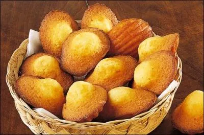 Quelles sont ces délicieuses pâtisseries en forme de coquillage ?