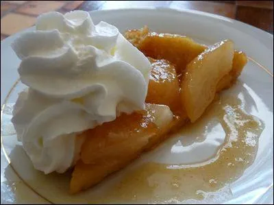 Une tarte aux pommes, renversée, c'est super bon, mais comment cela se nomme-t-il ?