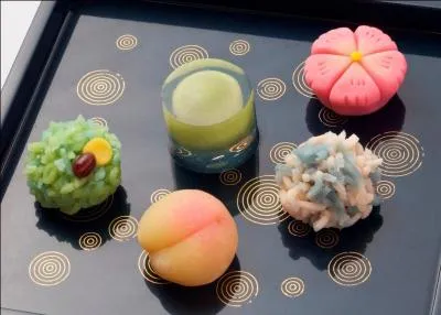 Quelles sont ces petites pâtisseries japonaises, délicieuses et très originales ?