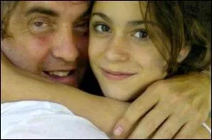 Comment s'appelle son père ?