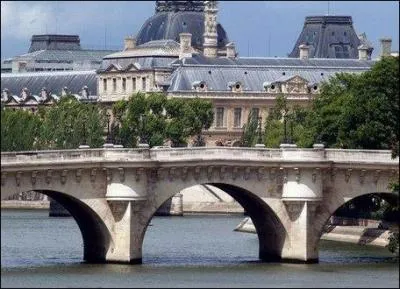 [Géographie] Comment s'appelle le pont le plus ancien de la ville de Paris  ?