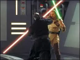 Qui remporta le duel opposant Qui-Gon-Jinn à Dark Maul ?