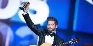 Kendji a-t-il une petite amie ?