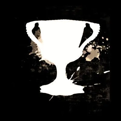 « Il paraît qu'elle possède toute sortes de pouvoirs mais je ne les ai jamais expérimentés » L'Horcruxe-Coupe représente :