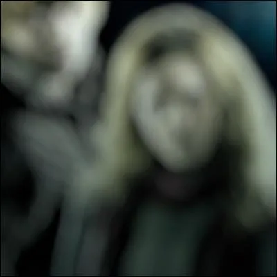 « Le doryphore T-M traque l'astre stérile. »