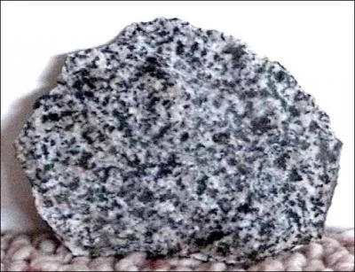 Cet élément fait-il partie des minéraux ?