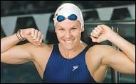 10 - Cette jeune nageuse américaine est à présent en retraite sportive. Elle a obtenu 8 médailles d'or, 3 d'argent et 1 de bronze. C'est :