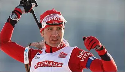 6 - Un biathlète norvégien possédant 8 médailles d'or, 4 médailles d'argent et 1 en bronze est le sujet de cette question. Reconnaissez-le grâce à la photo, qui est-ce donc ?