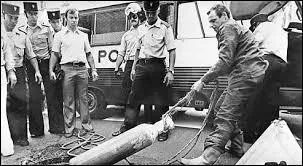 9 - Nice, juillet 1976. Tout un gang parvient à accéder à la salle des coffres de la Société générale, en passant par les égouts puis par un tunnel de 8 mètres de long. Combien de mois avaient-ils passé à creuser ce tunnel ?