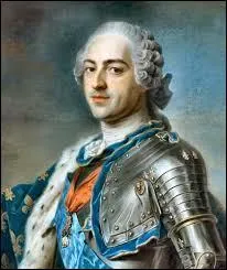Vrai ou faux. Louis XV était le fils de Louis XIV ?