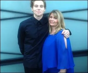 Comment se nomme la mère de Luke ?