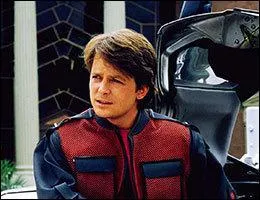 Pourquoi Marty a-t-il eu le bras cassé et a arrêté la musique ?