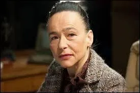 Quelle est la profession de Solange Vergneaux ?