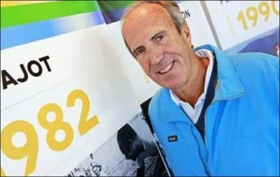 Marc Pajot fut le vainqueur de la Route du Rhum 1982. Cette course transatlantique en solitaire relie la France métropolitaine et...