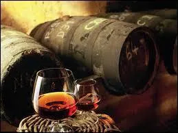 Vous, vous préférez un VSOP, n'est-ce pas ? Suivez-moi à ------ dans le Calvados.