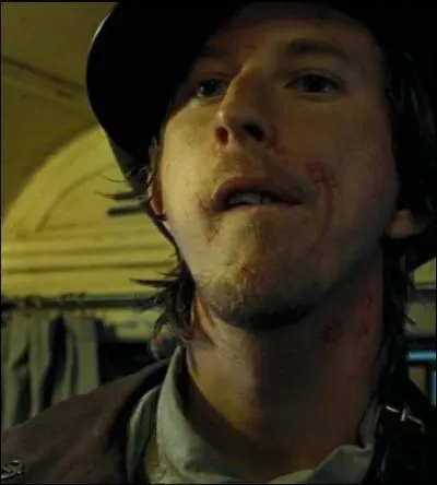 A ses côtés, l'ado pubère en pleine crise d'acné, Stan. Rocade (comme l'axe routier qui contourne une zone urbaine). Mais Stan, d'où vient-il, ce prénom de Stan ?