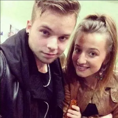 Comment s'appelle sa copine ? (en janvier 2015)