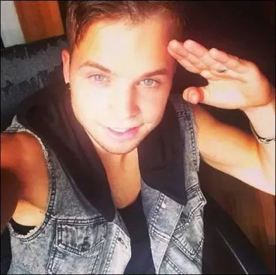 Quel âge a-t-il ? (janvier 2015)